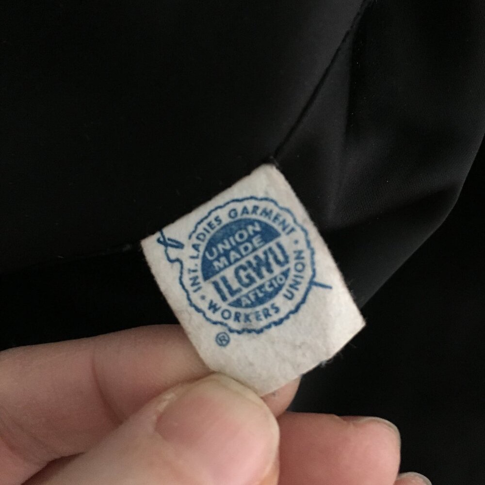 Vintage Green Boucle Coat with Mink Collar Boucle Wool Coat - Size Med - 1960s - Picture 4 of 4